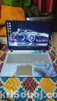 Asus core i3 5th gen big display